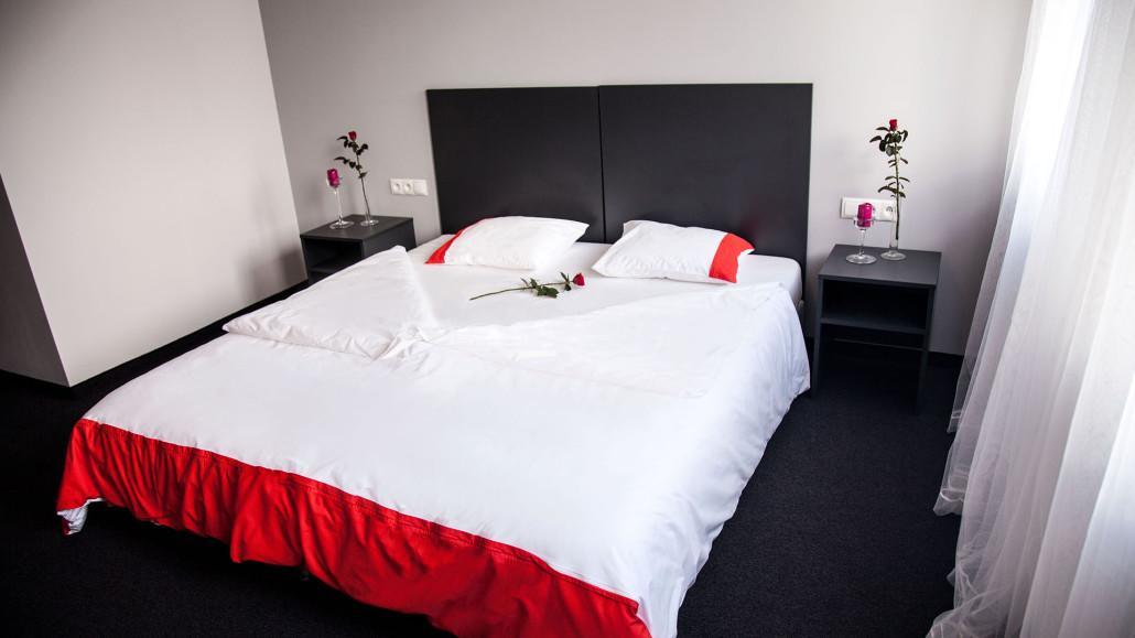 Świdnica Essenza Party Center B&B 외부 사진