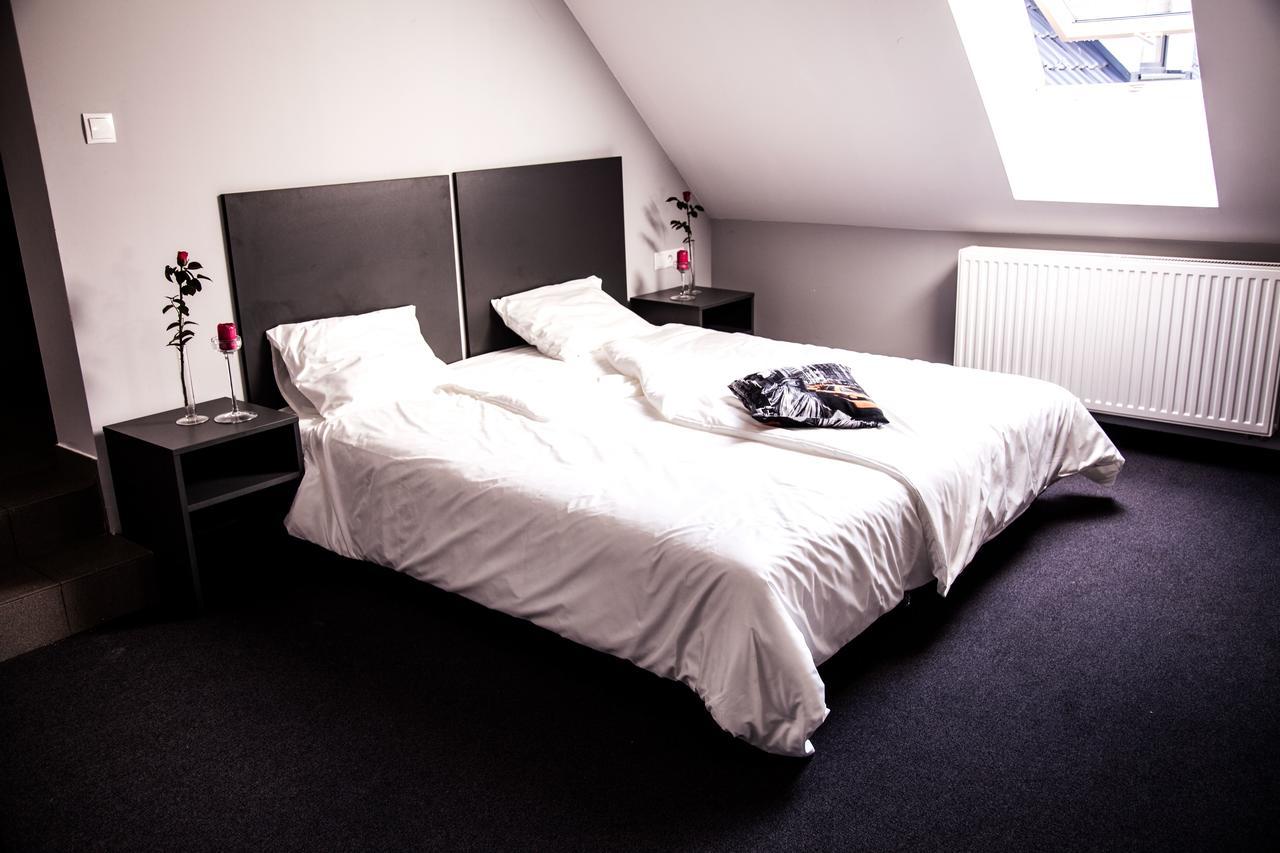 Świdnica Essenza Party Center B&B 외부 사진