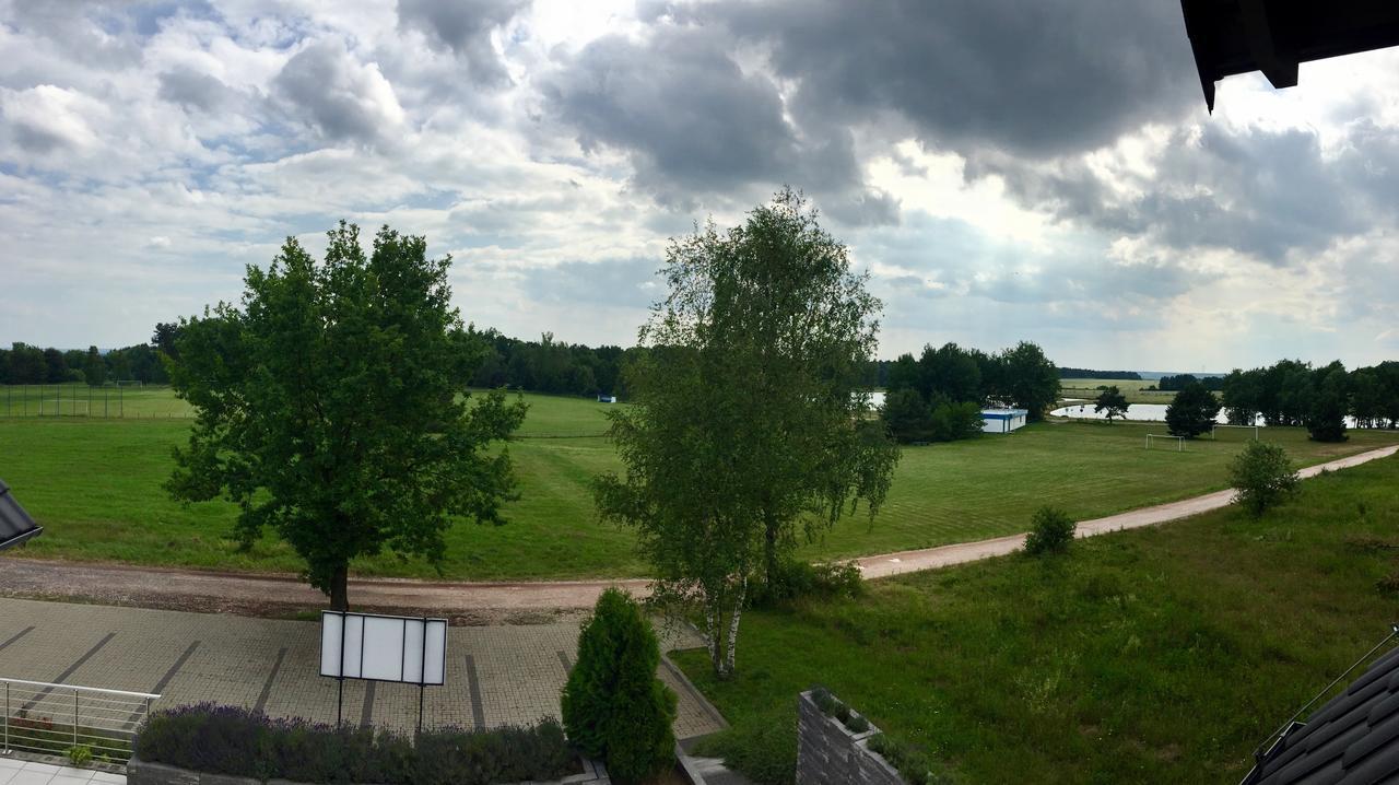 Świdnica Essenza Party Center B&B 외부 사진
